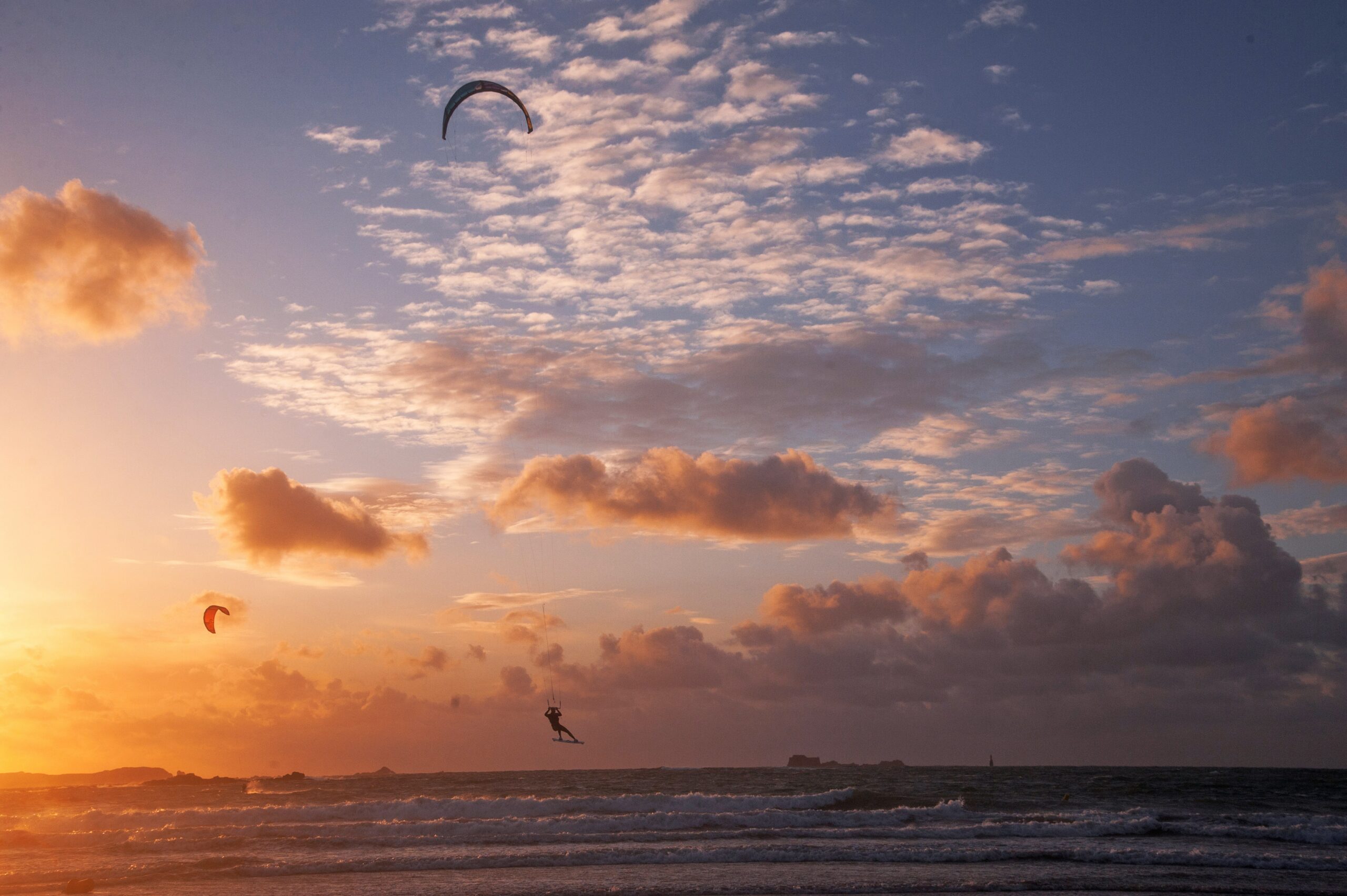 activite nautique kite surf saint malo scaled