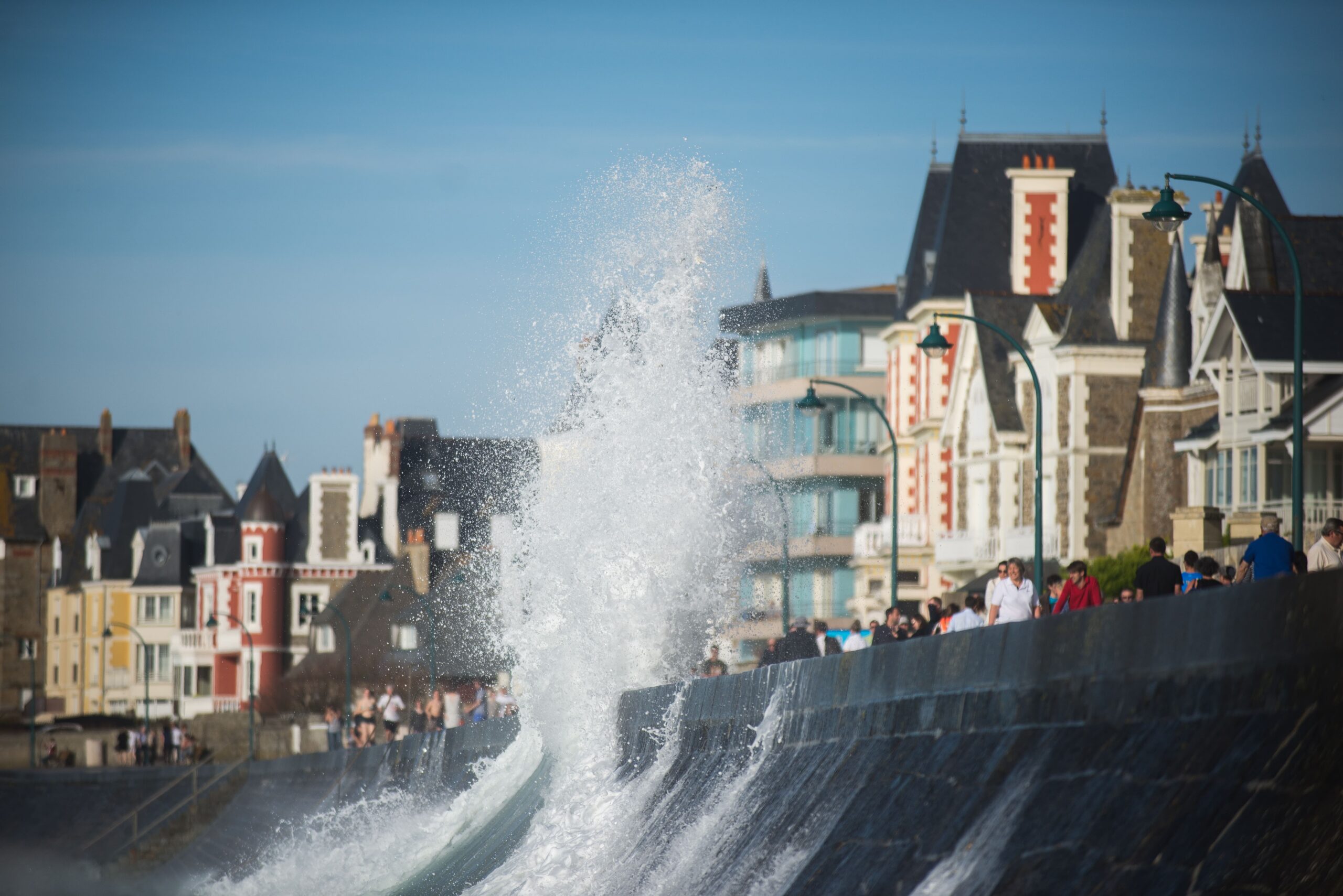 houle saint malo min scaled
